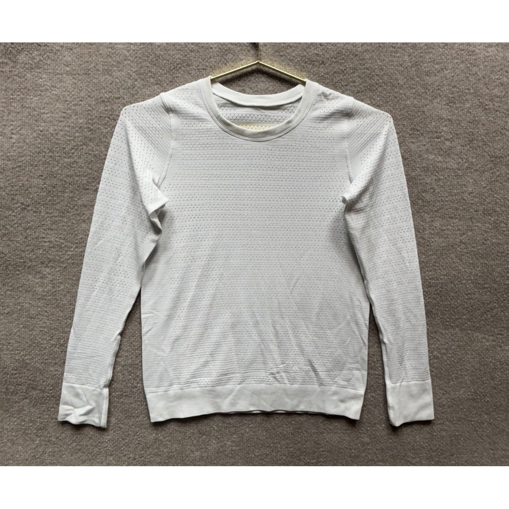 Lululemon Breeze By Long Sleeve Tee Women's White Perforated Athleisure Size 4